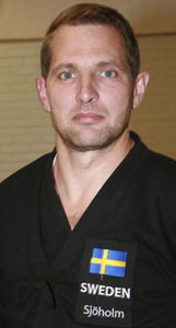 Jörgen i iaido-uniform